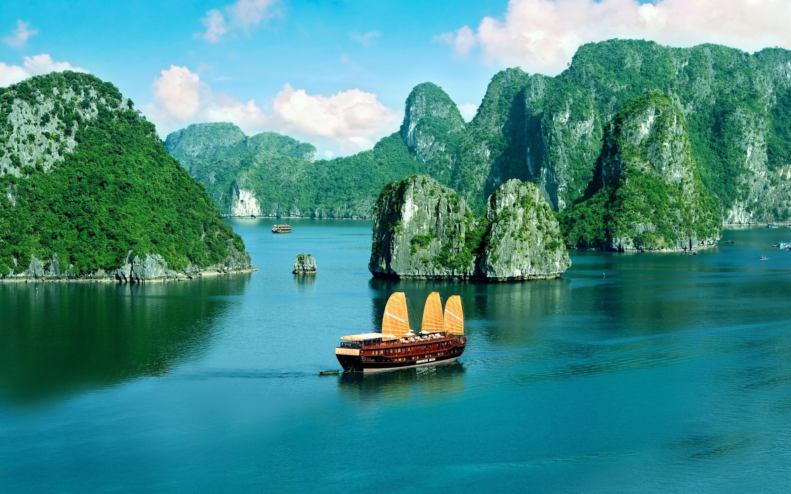 Hạ Long - Suối Khoáng Nóng Onsen - Vịnh Hạ Long